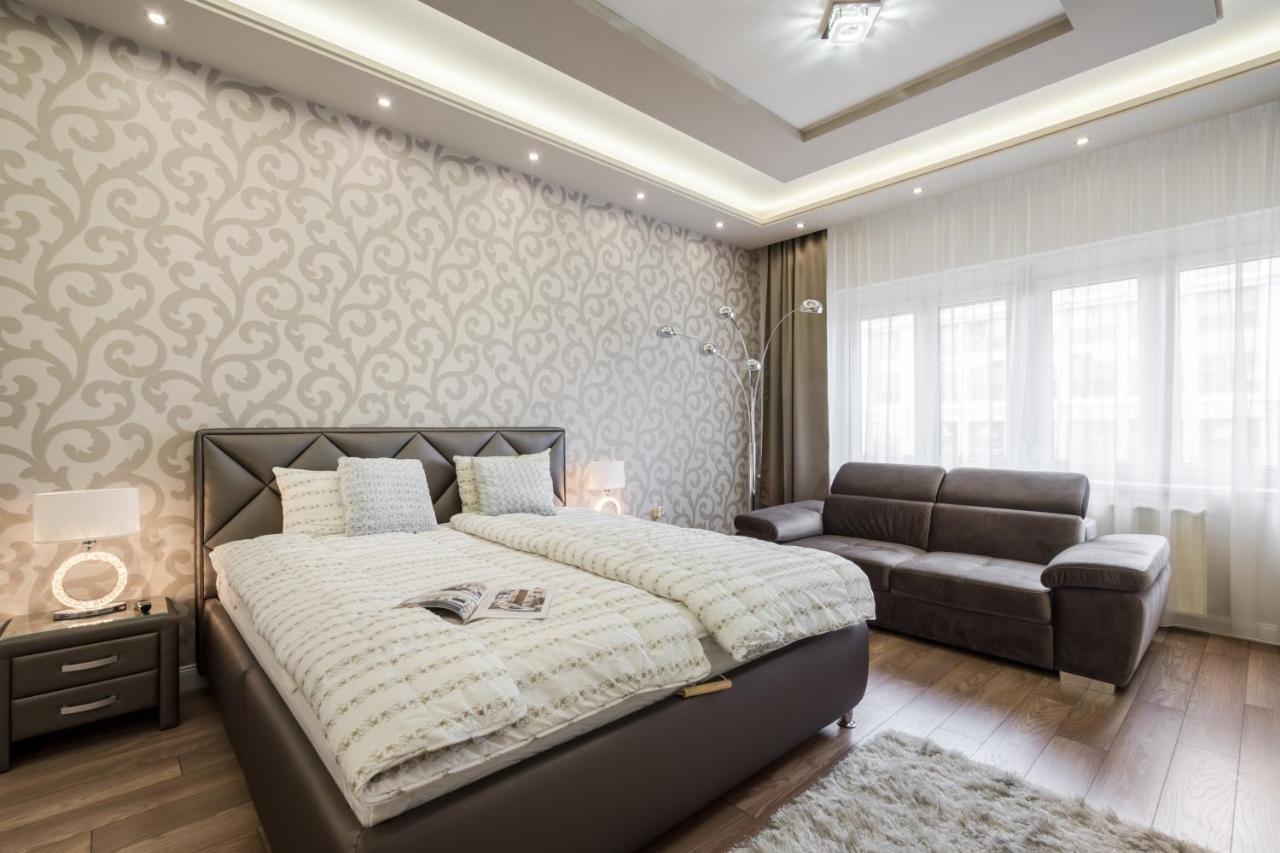 Bpr Ethereal Panoramic Suite With A/C & Balcony 布达佩斯 外观 照片