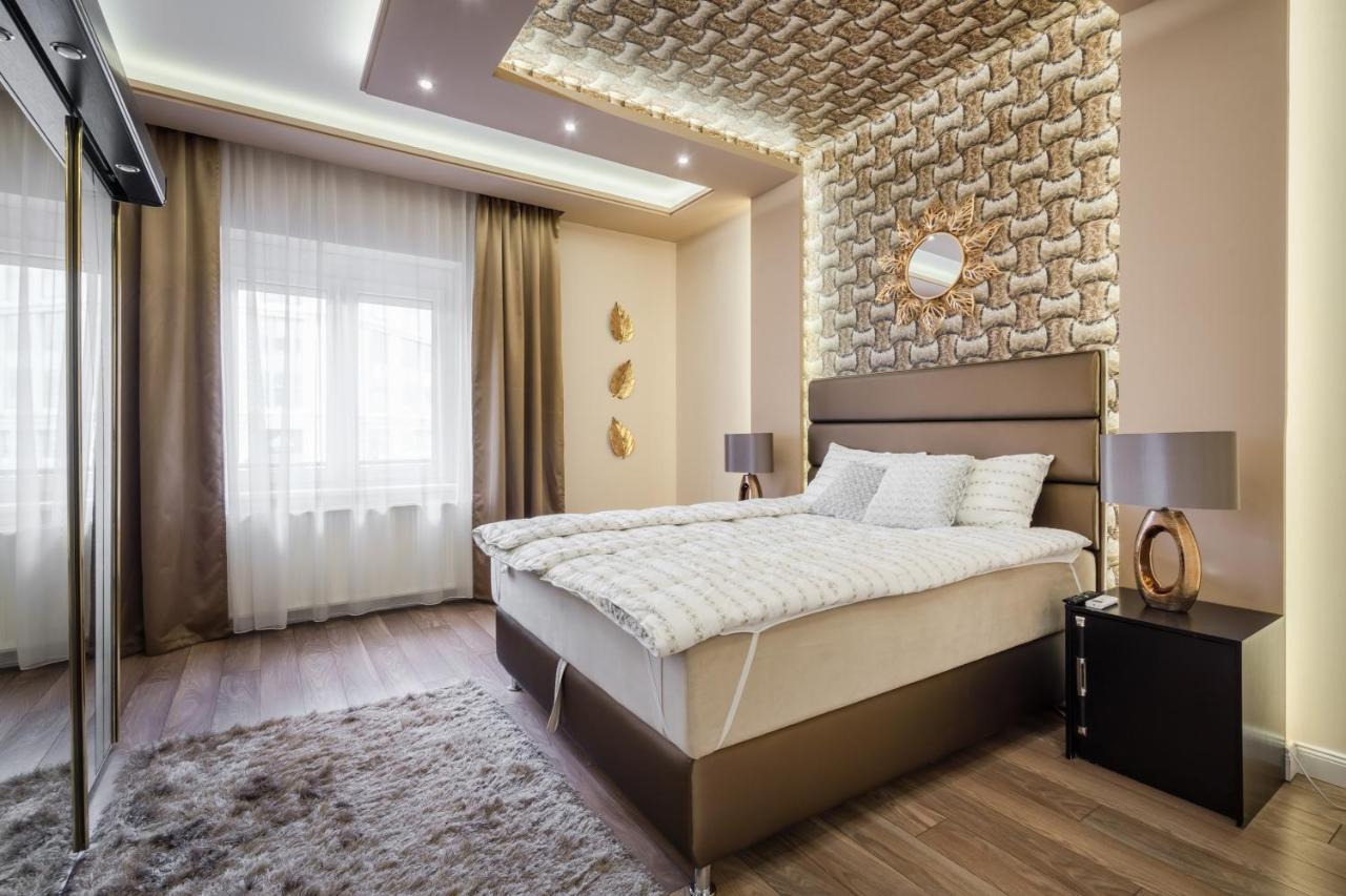 Bpr Ethereal Panoramic Suite With A/C & Balcony 布达佩斯 外观 照片